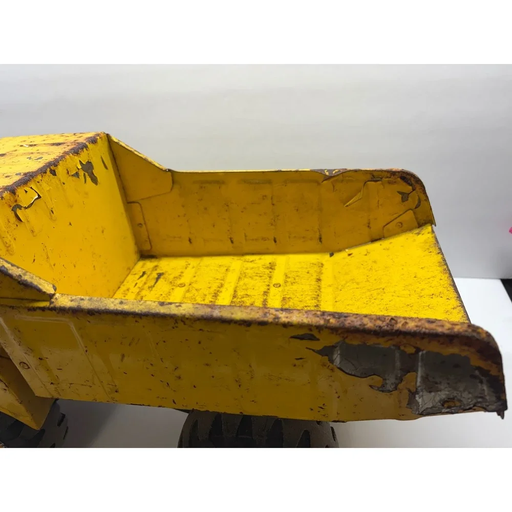 Vintage 1970s Mighty Tonka Dump Truck XMB-975 Pressed Steel Yellow Heavy Duty